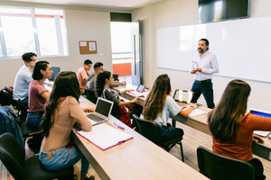 Mestrado Acadêmico no Brasil: Áreas Concorridas, Bolsas e Oportunidades de Carreira